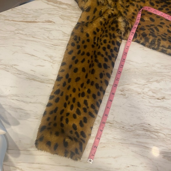 XXS Superdown Casey Leopard Faux Fur Coat - Picture 10 of 10